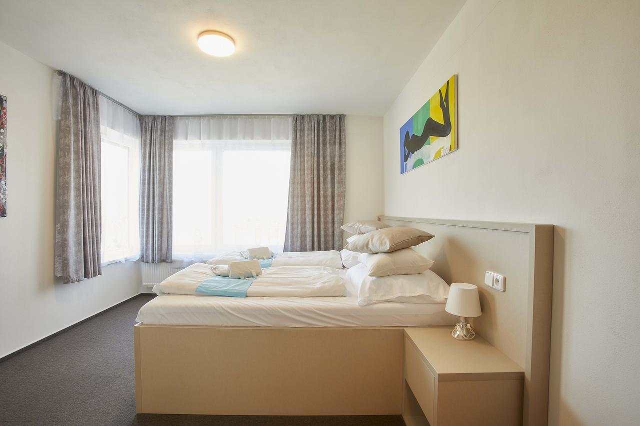 Hotel Rakovec Brno Exteriör bild